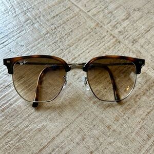 Ray-Ban Tortoiseshell & Brown Gradient Clubmaster Sunglasses